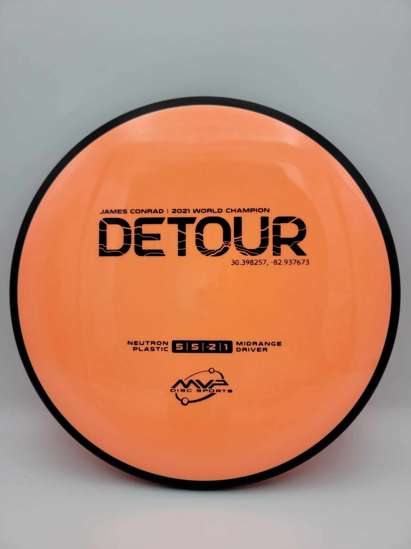 Detour (Neutron Plastic) 5/5/-2/1